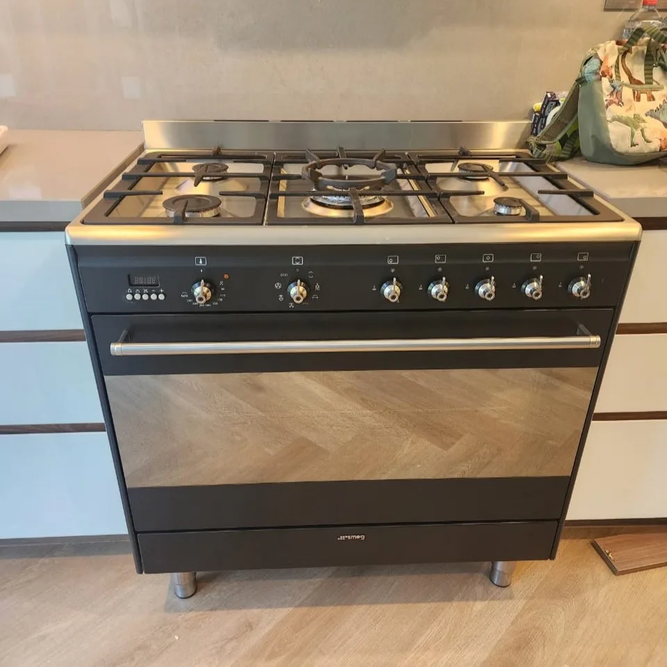 SMEG 90X60 Cm Gas Cooker SSA91MAA9