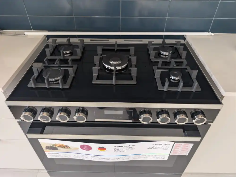 Bosch Series 8 Full Gas Cooker | Pre-owned