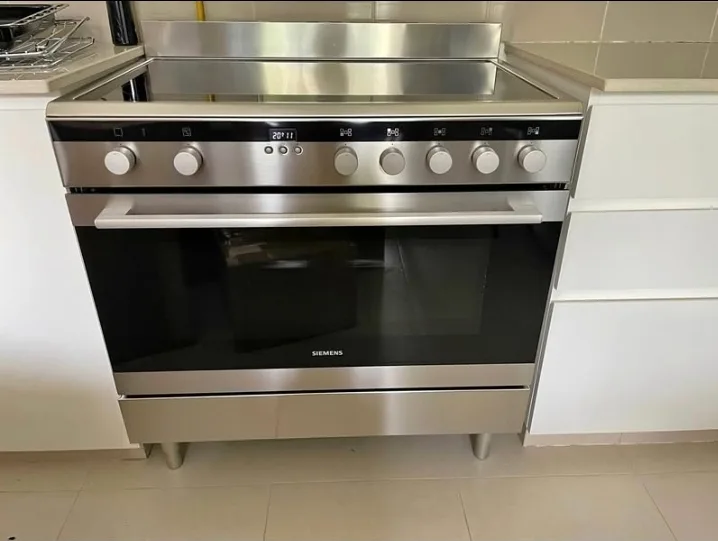 Siemens Electric Cooker, 90 cm – Model HK9K9V850M